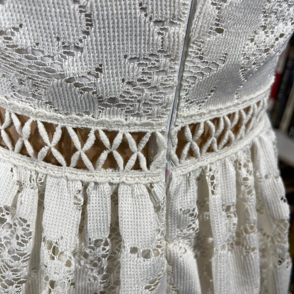 Altar'd State Fit & Flare Dress Cut Out Lace Size S Small Creamy White - Picture 4 of 9